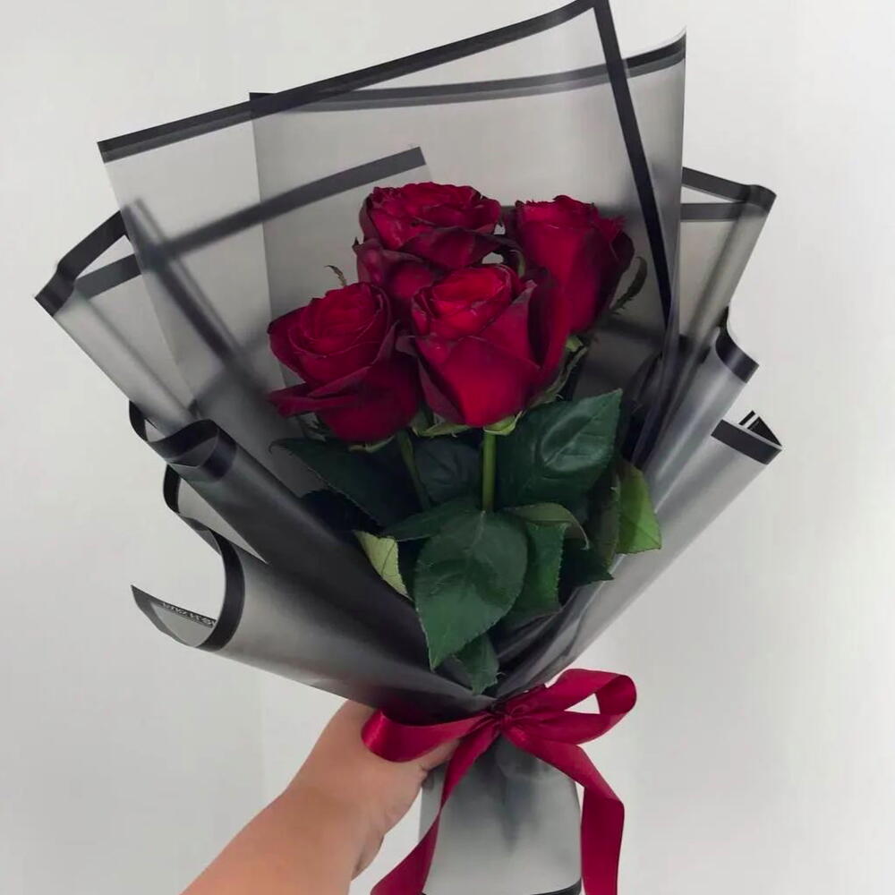 Royal Red Roses Bouquet Of 4 Royal Red Roses, Flowers Mumbai, State of Mahārāshtra ...