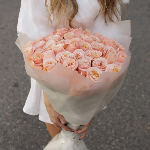 BOUQUET OF PINK CHAMPAGNE ROSES