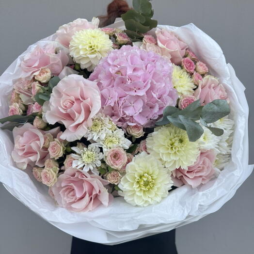 Bouquet of summer chic
