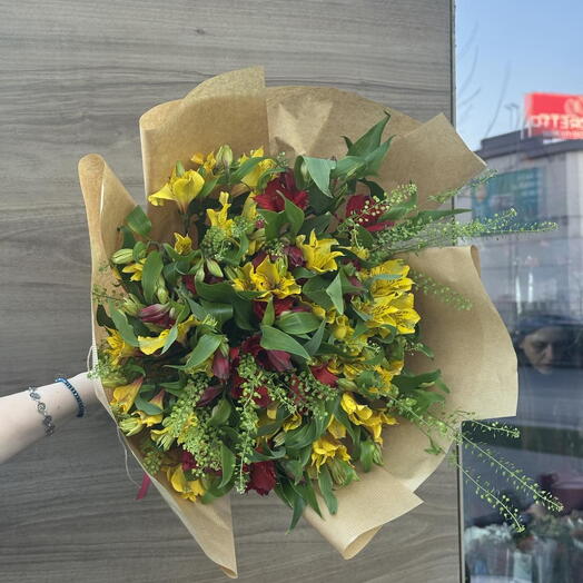 Alstroemeria bloom