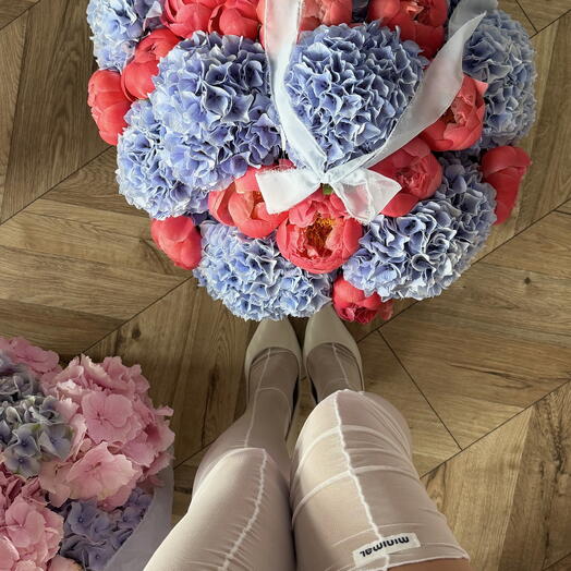 Luxury Basket in Blue