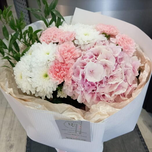 Bouquet of pink hydrangeas