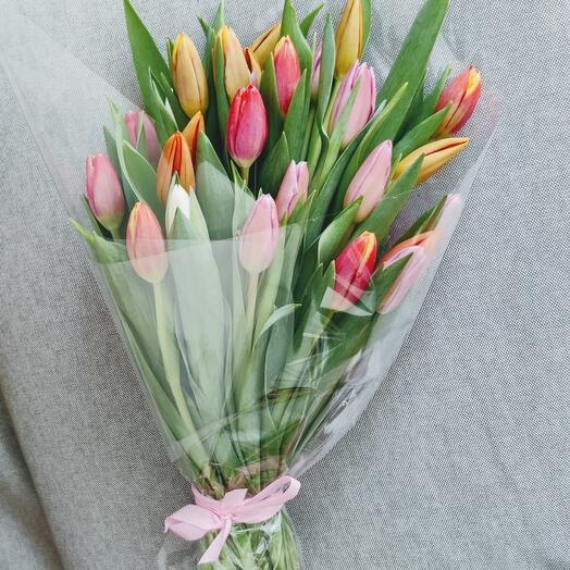 Mixed tulips boquet
