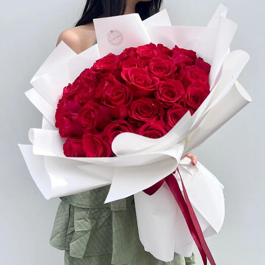31 Red Roses