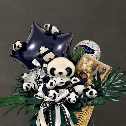 ️🐼 Luxury Romantic Panda Gift Basket