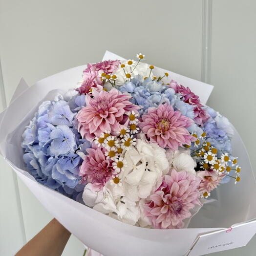 Bouquet of hydrangeas and dahlias