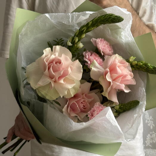 Bouquet 347 - FREE DELIVERY 🔥 French roses, dianthus,ornithogalum