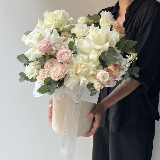 Roses, Matthiola, Eustoma