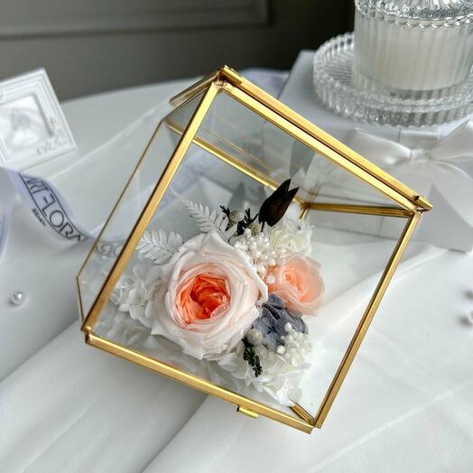 Cube terrarium, champagne, flowers