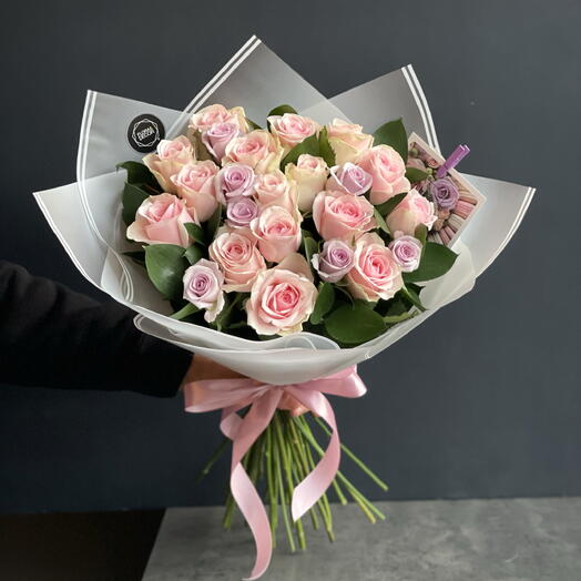 23 Pink and purple roses