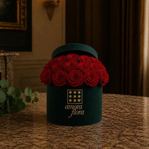 Amora Flora Velvet Red Rose Box — Small