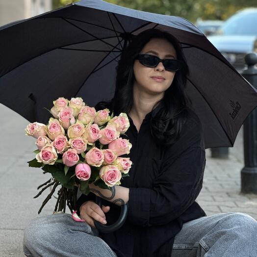 21 pink roses
