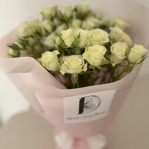 White spray roses