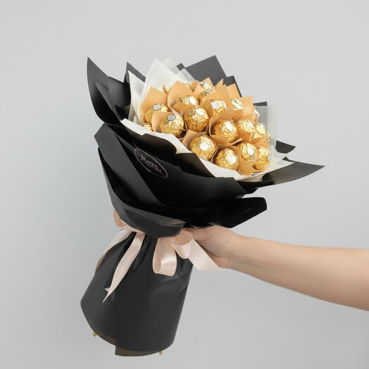 Golden Indulgence – 24 Ferrero