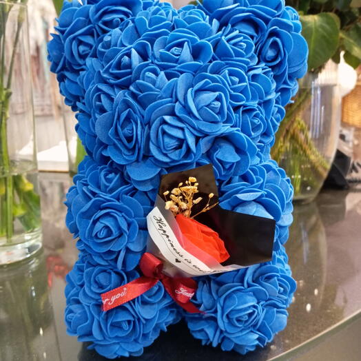 Teddy bear made of roses with bouquet S