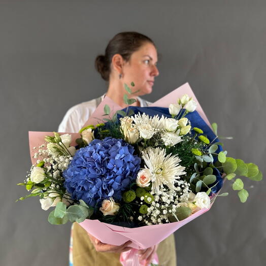 Bouquet with hydrangea