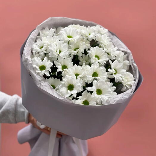 Single-variety bouquet of chrysanthemums