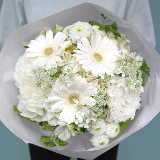Flower delivery in Ōsaka — Same Day Flowers Delivered | Florists