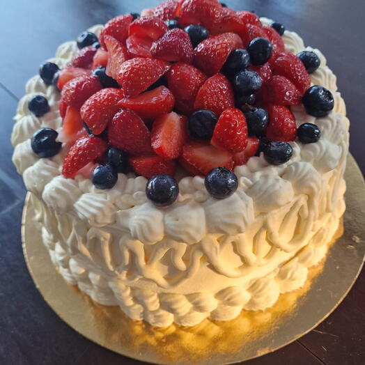 Strawberry cake
