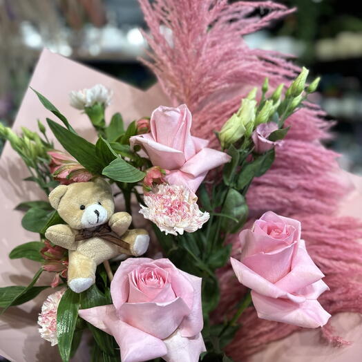 Flower bouquet with Teddy bear