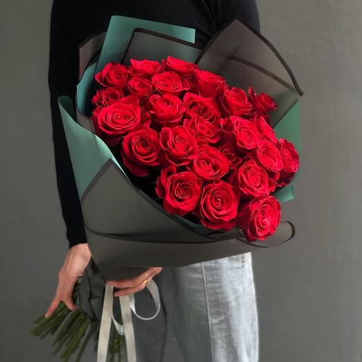 25 Ecuadorian roses