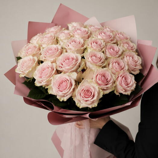Pink mindial roses