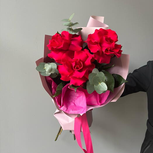 Hot French roses
