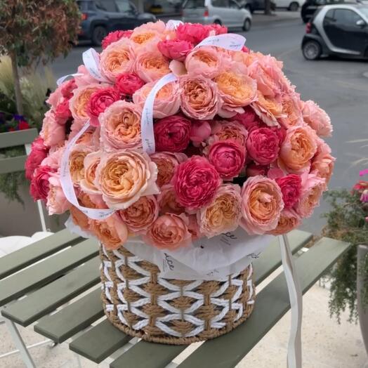 Juliet Roses Basket