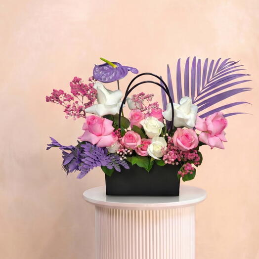 Fairytale Bag - Pink and White Roses Stylish Flower Arrangement