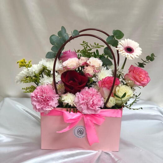Jardinage : fleurs roses