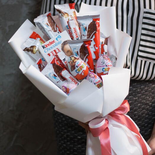 Kinder-bouquet for sweet tooth