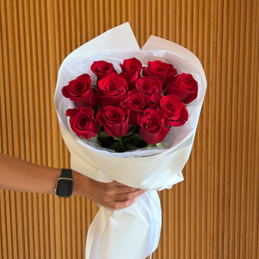 12 Red Roses