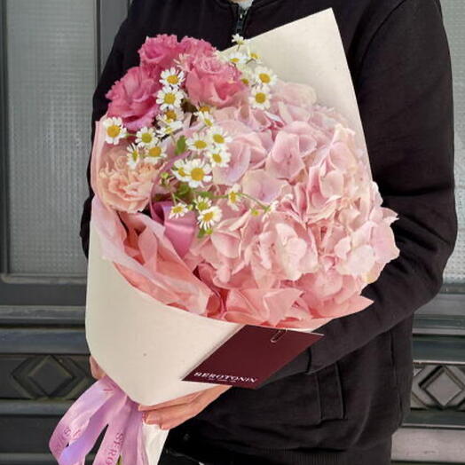 Hydrangea, Tanacetum, Eustoma