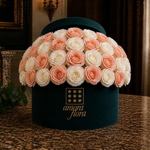 Amora Flora Blush Ivory Rose Box — Large