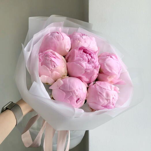Bouquet of 7 peonies