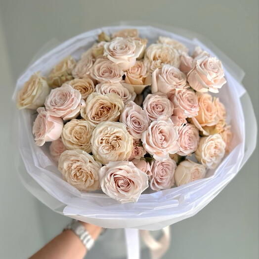 🌹 Bouquet of spray roses