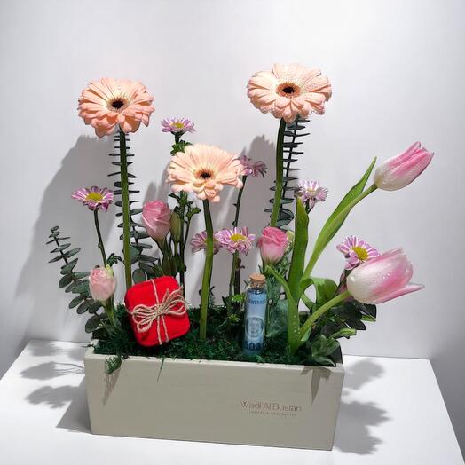 Blush Garden Flower Box with Gift   Money Bottle – Gerbera, Tulips   Roses