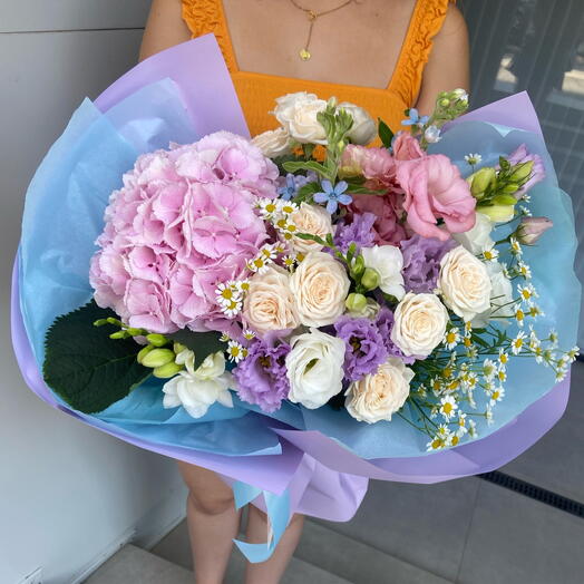 Author's composite bouquet "Ellie"
