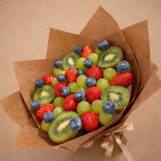 Marja-kiivi hedelmakimppu 🍓🥝🫐