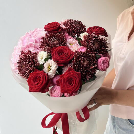 Hrizantema Bigudi, Rose, Roses Peony Spray, Hortenzija
