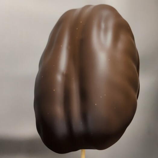Pecan — Belgian Chocolate, Caramel   Praline Dessert