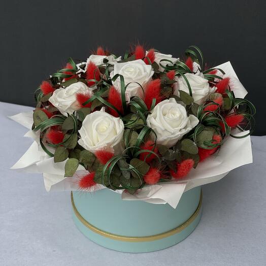 Stabilized white roses