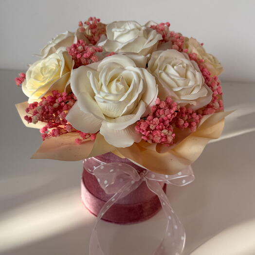 Delicate Treat (flowers made of myfła)