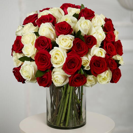 Bouquet of 50 red and white roses