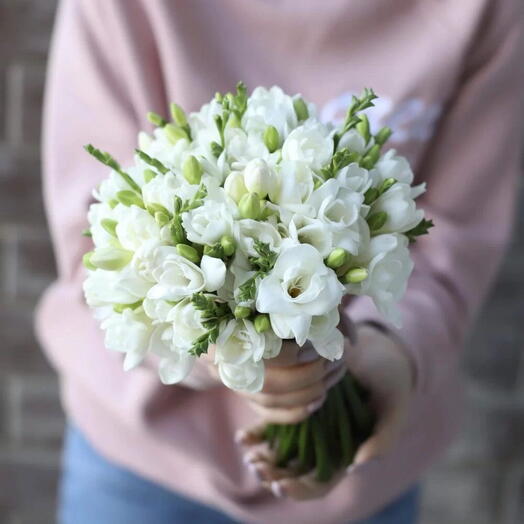Bride's bouquet of fragrant freesia