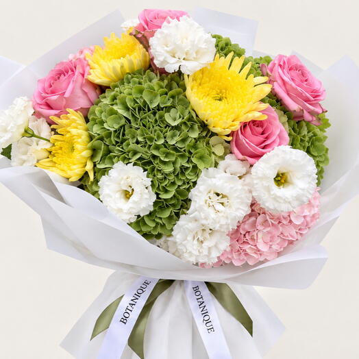 Mixed flowers bouquet