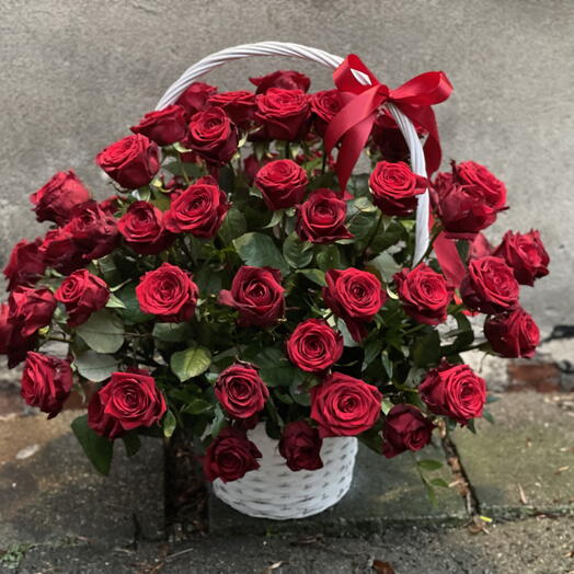 Basket of 60 red roses