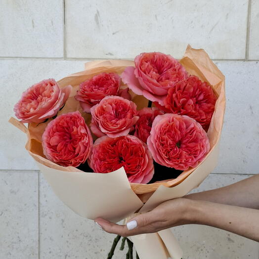 Bouquet Mono Peony Roses Dark