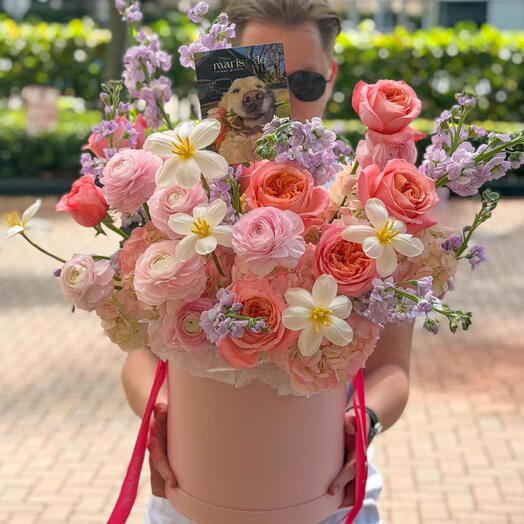Carefree Club Box - Ranunculus, Garden Roses, Tulips, Hydrangea, Spray Roses, Stock