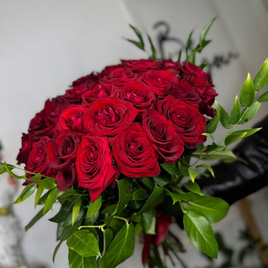 Bouquet di rose e fogliame